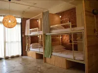 Lane62 Hostel Hotels near Luce Chapel