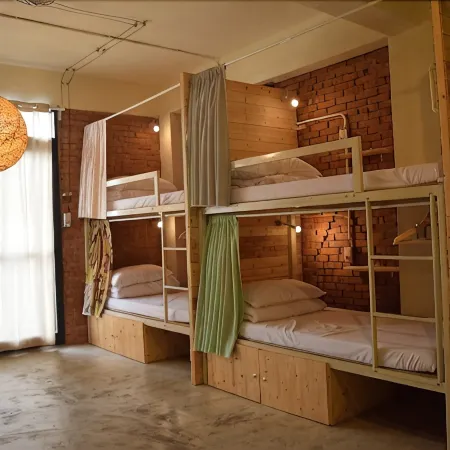 Lane62 Hostel