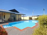 Discovery Motor Lodge Hotels in Masterton