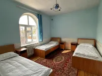 Sunny Hostel Hotel di Osh