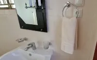 Traveller's Stay - Motels