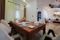 SANDUL VILLA - NEAR THE COAST IN BERUWALA SRI LANKA - Homestays