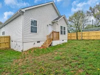 Greer Urban Retreat 3-bedroom house near DT Greer! Hotels in Greer