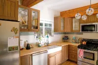 Barn Haus by the Creek. Dog Friendly! - 2 stjerner