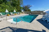 Luxury New Haven Retreat • Private Pool, Gym, Cinema • Near Yale & Beaches - 무료 와이파이