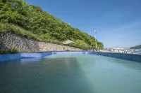 Cliff Mountain and Sea Residence - Sea View