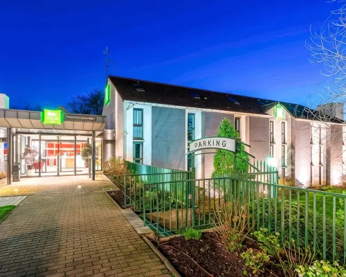 Ibis Styles Douai Gare Gayant Expo Hotels in Douai