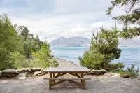 The Camp - Lake Hawea - Romantic
