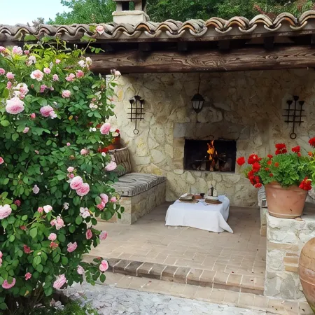 Il Barbacane,nice small house with pool, small doesn’t mean small,but beautiful