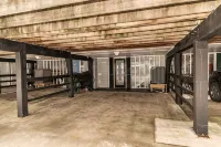 Unique Direct Oceanfront w/a Private Beach - 부티크