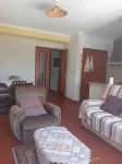 2 bedroom apartment 5 minutes from the beach with sea views!