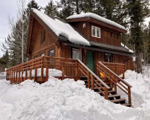 Cozy Woodland Escape: Scenic Cabin Retreat in Alpine, WY Hotels in Alpine