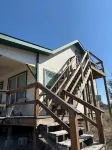 Bandera Bunkhouse on Mason Creek. Casual Hill Country Cabin centrally located. - Chalets