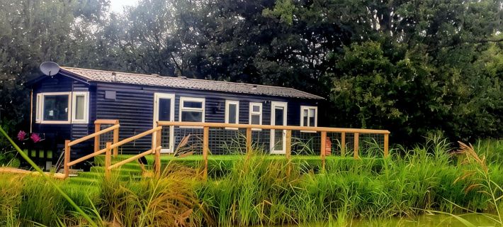 Lillibelles lake house Ξενοδοχεία στην πόλη Ashford