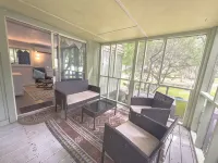 Cozy Oceanside Suite in Frisco!