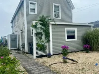 Beachfront house on Long Island Sound