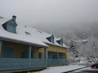 RENTAL NEW CHALET CAUTERETS 3 P 5 PEOPLE TOWN CENTER PARKING TERRACE - 샬레 호텔
