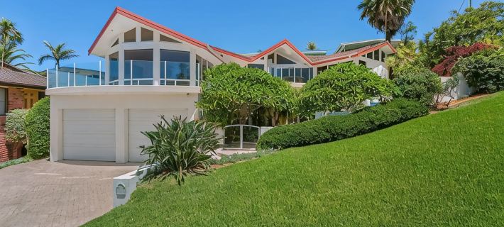 Forster- Beachfront Views & Pool -Jewel of the Sea Hotels in Forster