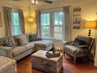 Oaktree Cottage in Mount Dora Historic District