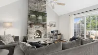Beautiful 3bed 2bath Hamptons Home, Close to Incredible Beaches and Restaurants! - 3-Star