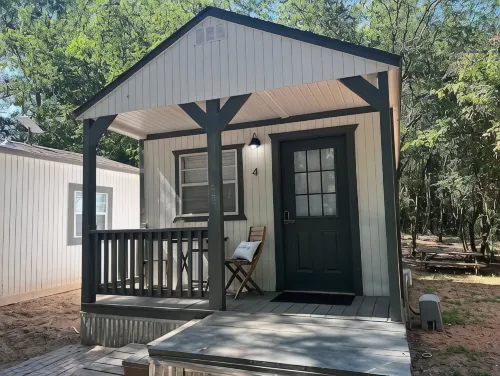Allie Rose/Tiny house Lake Athens/ Canton Trade Days - 3-Star