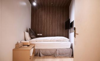 Twin Star Inn