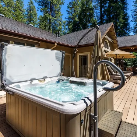 Luxury Home In Arnold With Tons of Privacy & Space