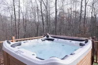 Cabin. Hocking county ,private , secluded. Family, Friends.