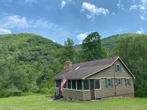 Vacation Property off the grid. No cell service, internet, satellite/ cable tv