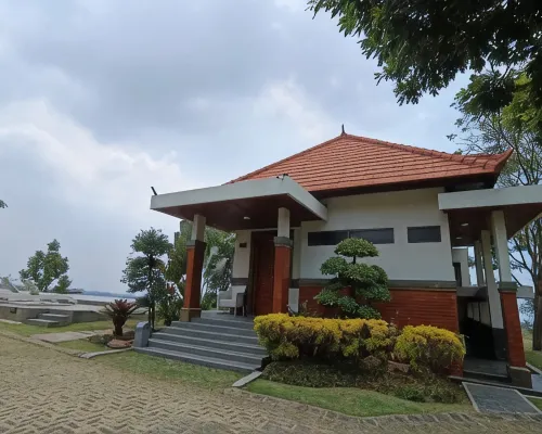 Villa HMD Hotel a Trawas