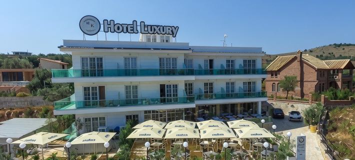 Hotel Luxury Hotels in Ksamil