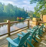 Waterfront paradise, hot tub.  Saratoga/Lake George. Super clean & sanitized. - Homestays