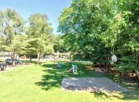 3BR Lakefront Cabin with WiFi & Private Docks