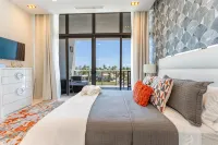 Luxury Private Condo W/ Jacuzzi and Ocean View! - 4つ星