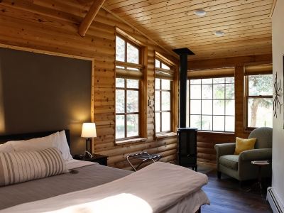 Two Bridges Lodge