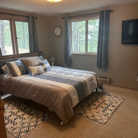 Peaceful Mountain Cabin Near Lake Pactola – Perfect for Families or Couples