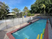 Resort-Style Home for Families: Pool, Theater, Arcade, Hot Tub, Central location Hotels near Lake Murray