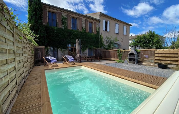 Maison Indépendante, Canal du Midi, Piscine