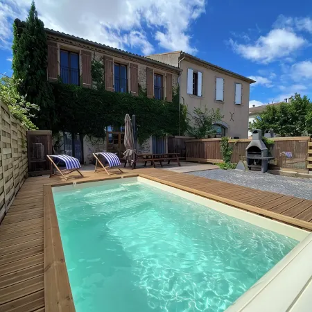 Maison Indépendante, Canal du Midi, Piscine