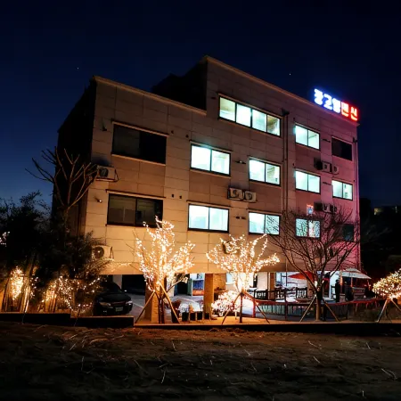 Dangjin Janggohang Pension