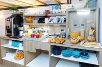 クール ド シティ ホテル ナンシー スタニスラス バイ ハッピーカルチャー - 朝食