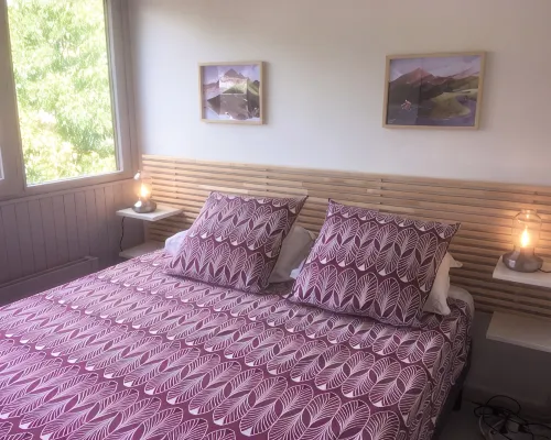 Appart au Coeur de Ville 6/8 pers 92 m2 Kitchen Living room Dining room 3 bedrooms Hotels in Briançon