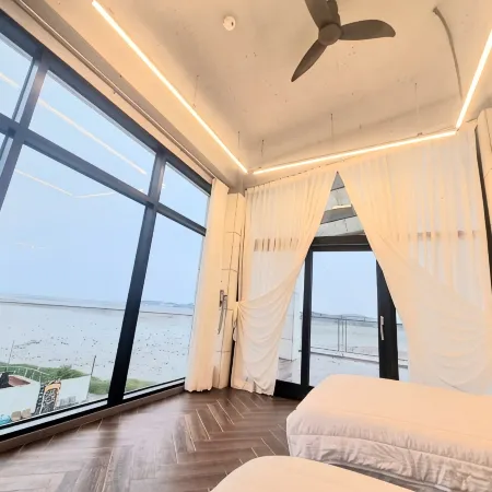Daebudo Comma Pool Villa
