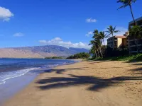 Fabulous Beachfront Property - Ground Floor Corner Unit Steps to the Beach! - 3 Sao