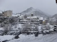 Hostal Pañart - Mountain view
