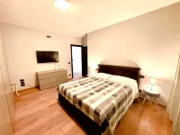 Luxury Apartment, strategic location, about 5 minutes from the historic center. - Apartemen