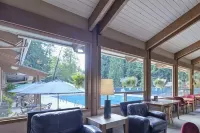 Family & Dog Friendly 2 Bedroom Plus Loft Beach Cabin - Chalets