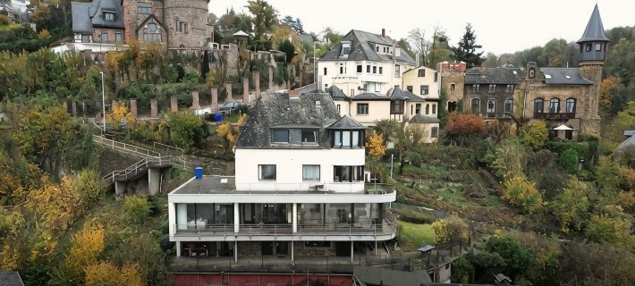 Spacious apartment with a panoramic view of the Rhine, Deutsches Eck and fortress Hoteles en Coblenza