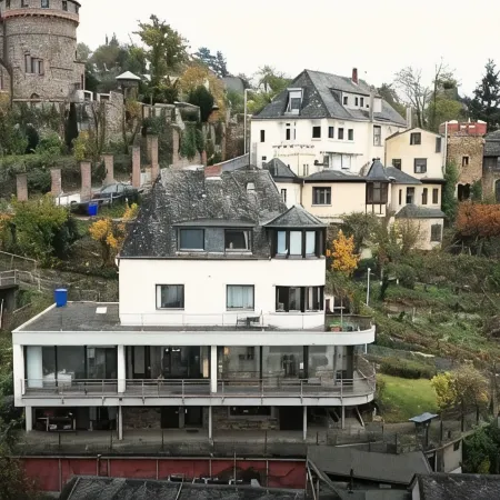 Spacious apartment with a panoramic view of the Rhine, Deutsches Eck and fortress