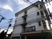Baan Vor. Sumongkol Service Apartment - Auberges de jeunesse